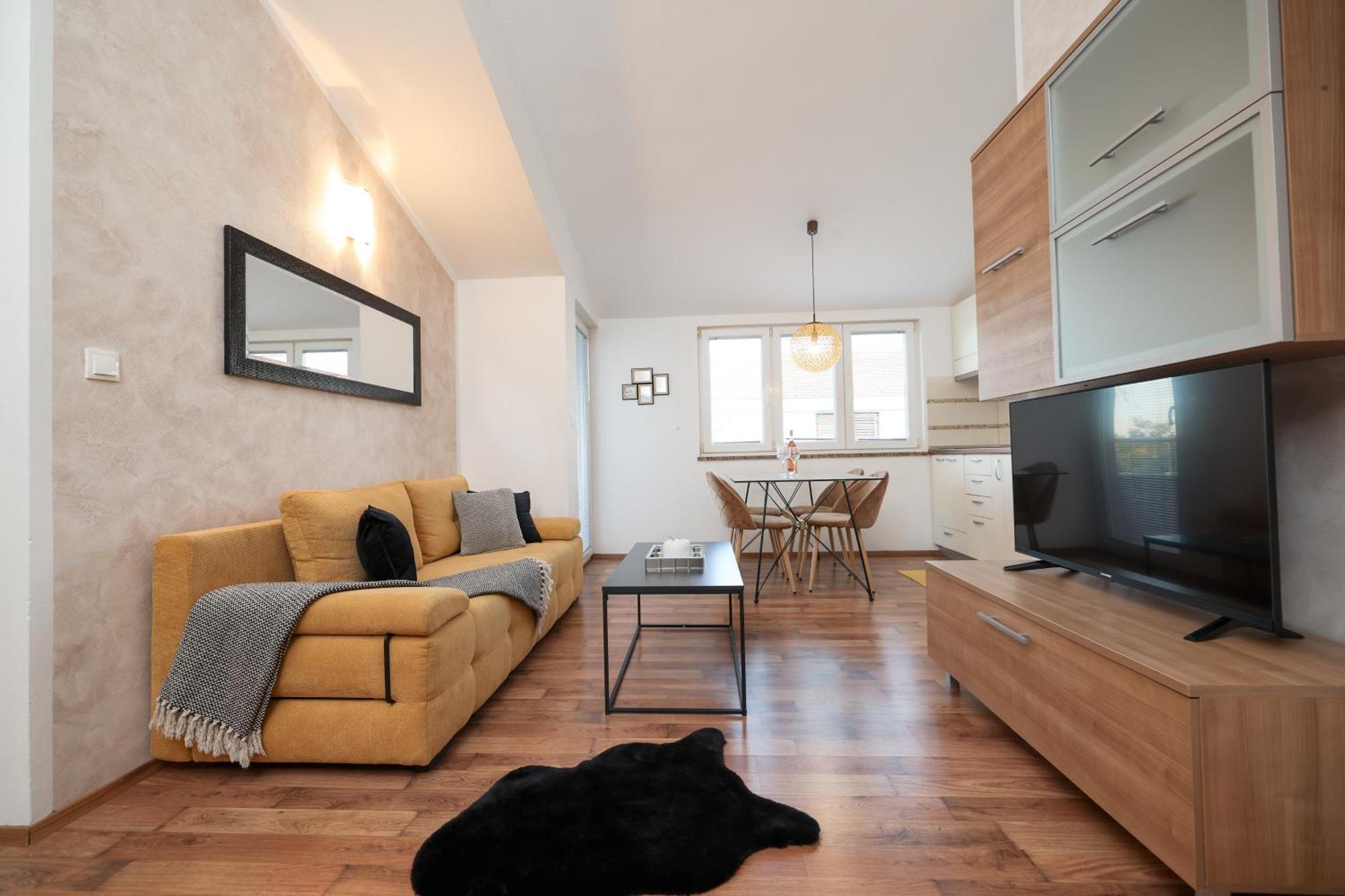 Apartments Anita Nin Kültér fotó